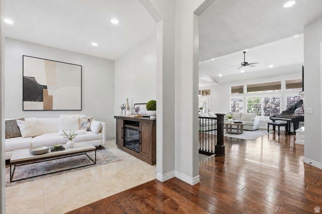1261 W ALTA CREEK CIR, South Jordan, UT 84095