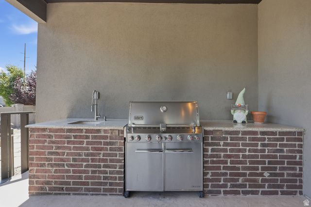 1261 W ALTA CREEK CIR, South Jordan, UT 84095