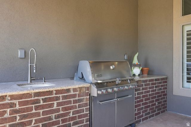1261 W ALTA CREEK CIR, South Jordan, UT 84095