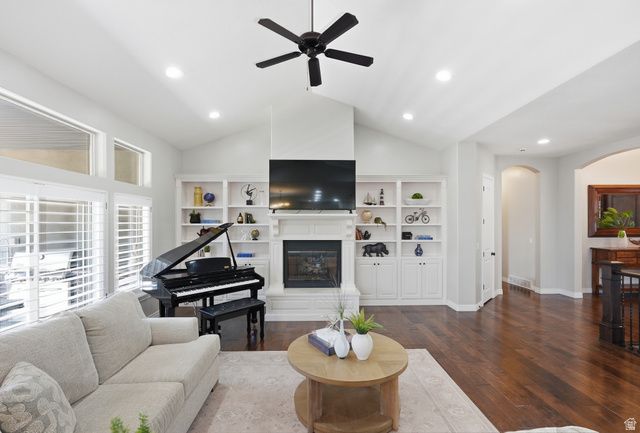 1261 W ALTA CREEK CIR, South Jordan, UT 84095