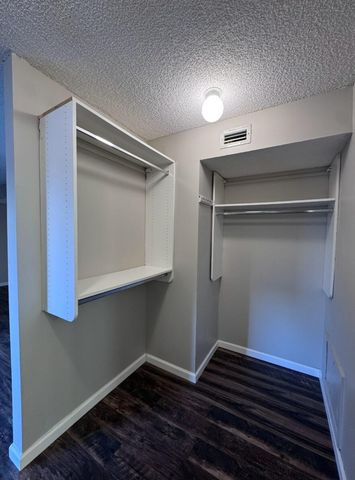 1532 W Harmony Lake Circle, Davie, FL 33324