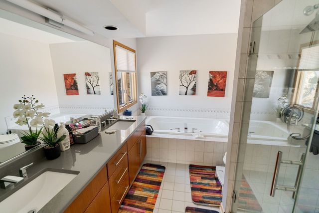 201 Amber Court, West Chicago, IL 60185