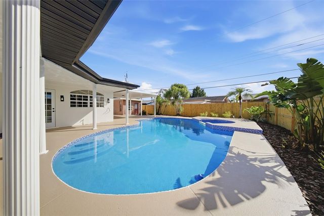 327 N DUNCAN AVENUE, Clearwater, FL 33755