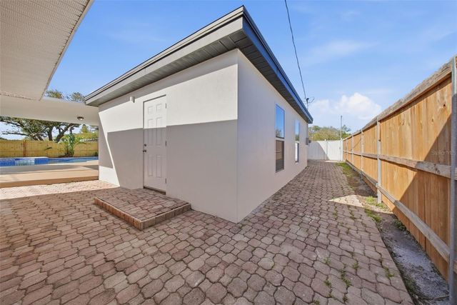 327 N DUNCAN AVENUE, Clearwater, FL 33755