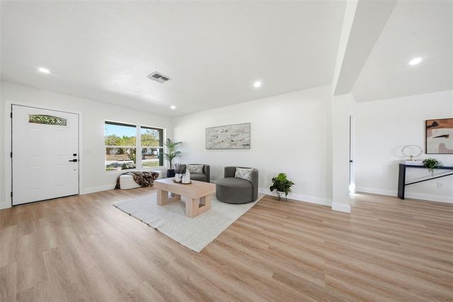 327 N DUNCAN AVENUE, Clearwater, FL 33755