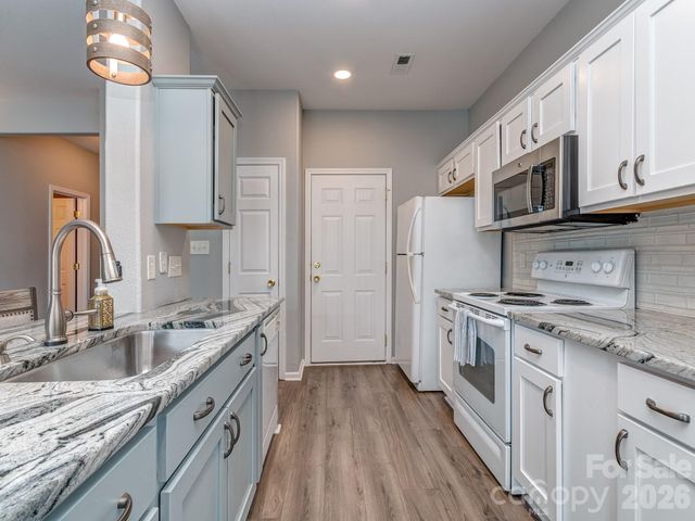 3064 Priory Ridge Drive, Fort Mill, SC 29707