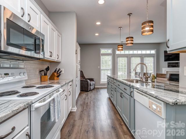 3064 Priory Ridge Drive, Fort Mill, SC 29707