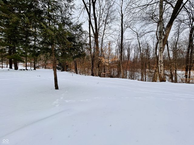 2495 Lenvoil Road, Martinsville, IN 46151