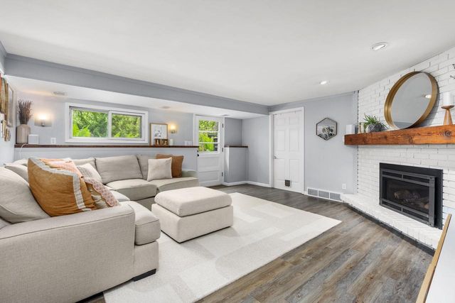 5910 Cable Avenue, Madison, WI 53705