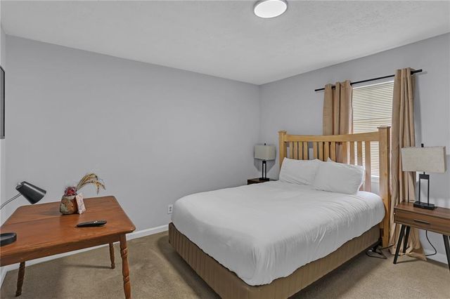 2394 Lawrenceville Hwy, Decatur, GA 30033