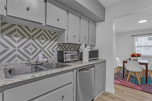 2394 Lawrenceville Hwy, Decatur, GA 30033