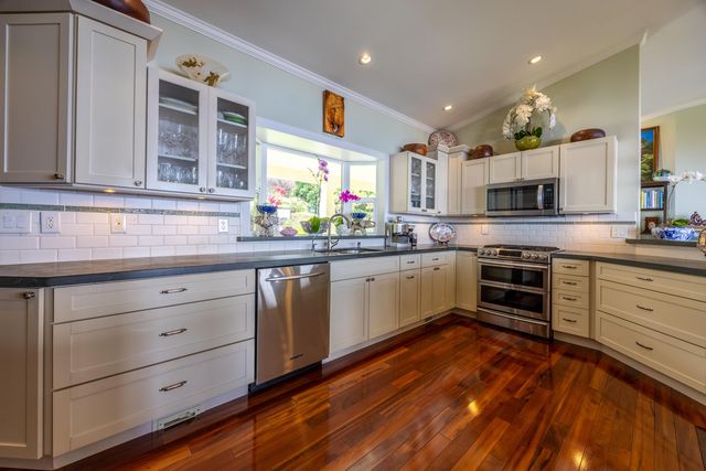 980 Polipoli Rd, Kula, HI 96790