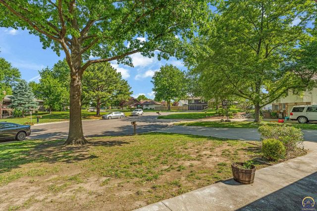 3419 SE Arbor CT, Topeka, KS 66605