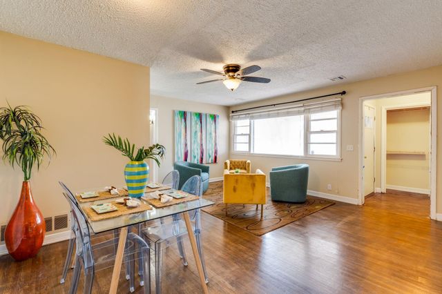 922 N Country Acres, Wichita, KS 67212