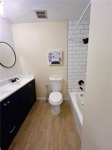 1005 Eastview NE Road, Conyers, GA 30012