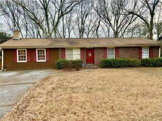 1005 Eastview NE Road, Conyers, GA 30012