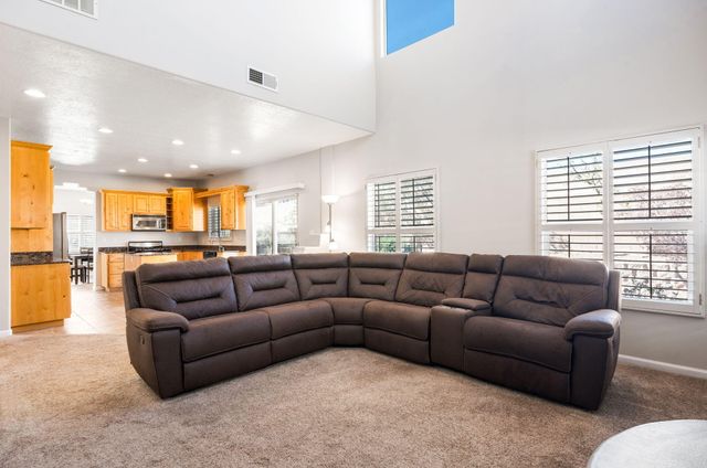 9925 Cameron Street NW, Albuquerque, NM 87114