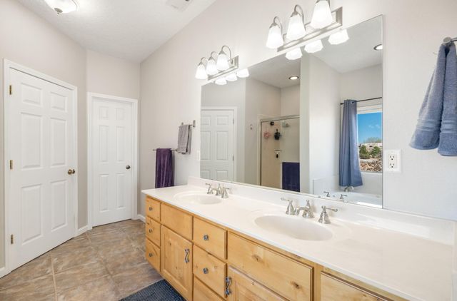 9925 Cameron Street NW, Albuquerque, NM 87114