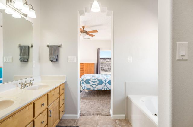 9925 Cameron Street NW, Albuquerque, NM 87114