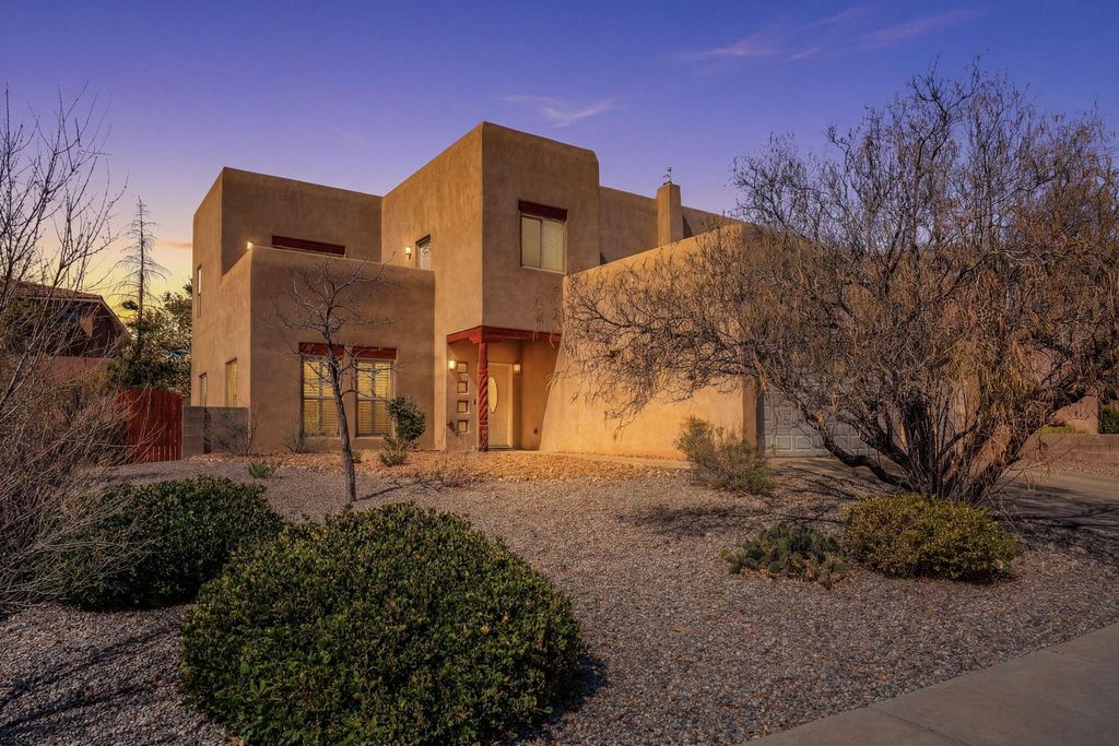 9925 Cameron Street NW, Albuquerque, NM 87114