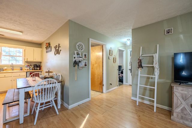 210 WESTWOOD CIR, Selmer, TN 38375