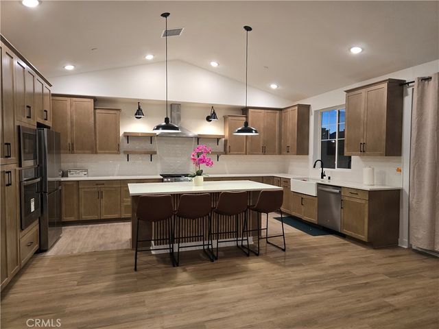 1887 Vincent Dr, Palmdale, CA 93551