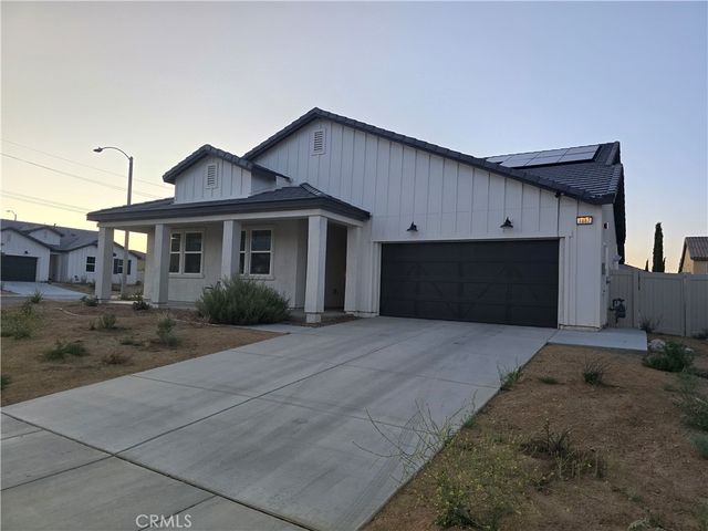 1887 Vincent Dr, Palmdale, CA 93551