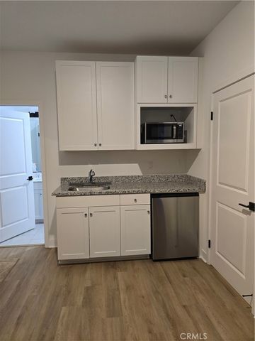 1887 Vincent Dr, Palmdale, CA 93551