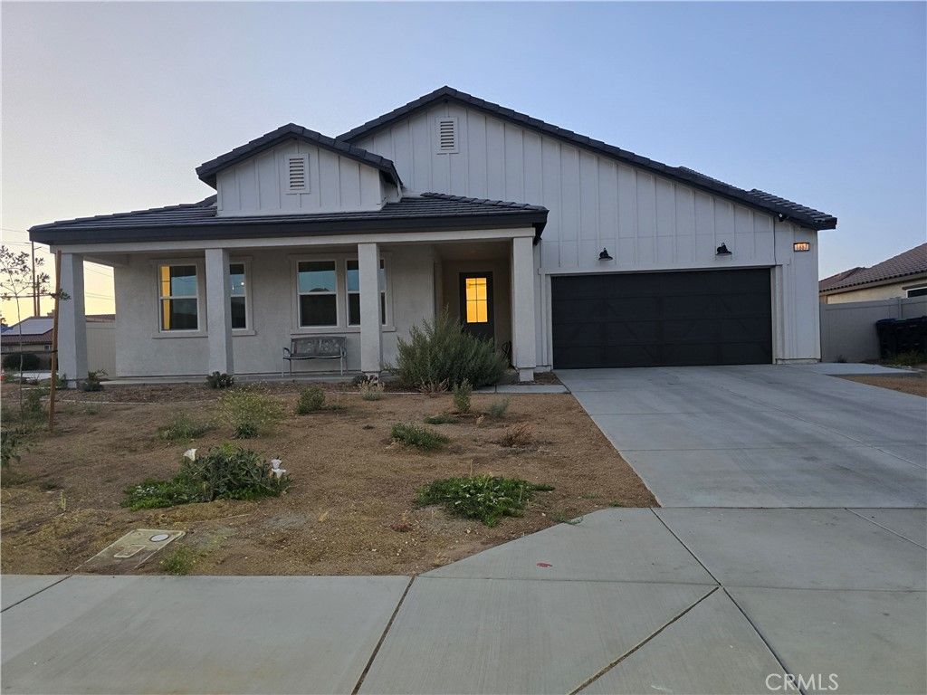 1887 Vincent Dr, Palmdale, CA 93551