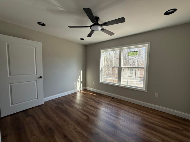 51 Bulls Branch Road, East Bernstadt, KY 40729