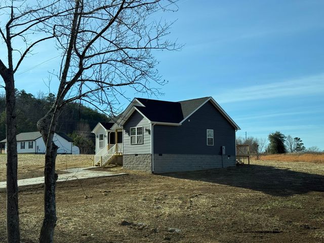 51 Bulls Branch Road, East Bernstadt, KY 40729