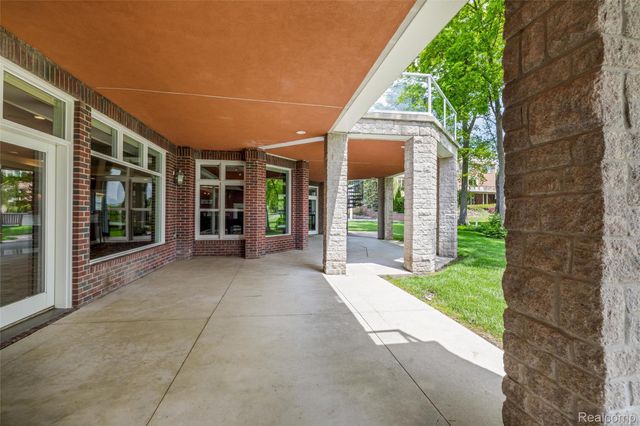 7432 Foxburg Court, Independence Charter Township, MI 48348