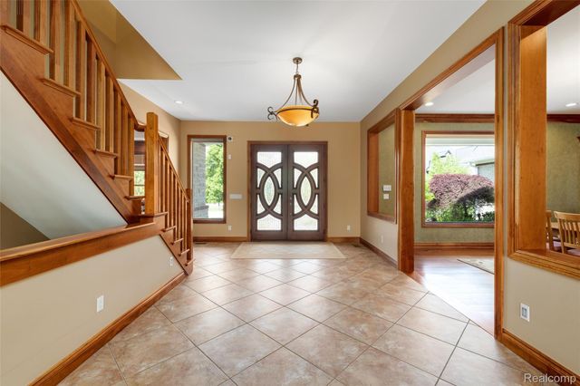 7432 Foxburg Court, Independence Charter Township, MI 48348