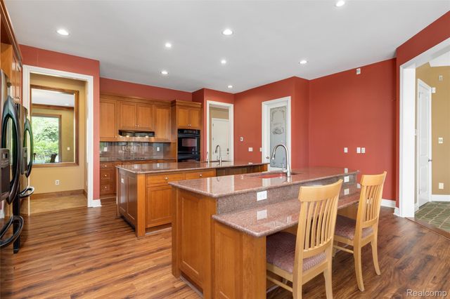 7432 Foxburg Court, Independence Charter Township, MI 48348