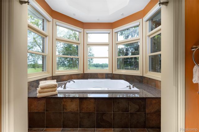 7432 Foxburg Court, Independence Charter Township, MI 48348