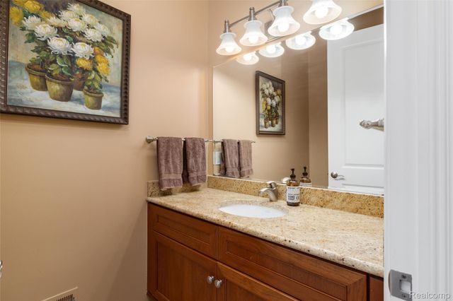 7432 Foxburg Court, Independence Charter Township, MI 48348