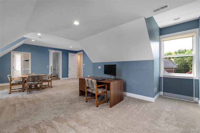 7432 Foxburg Court, Independence Charter Township, MI 48348