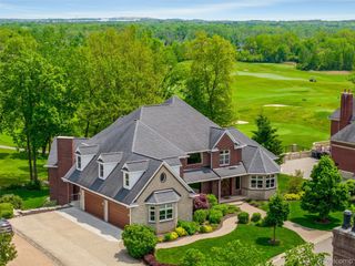 7432 Foxburg Court, Independence Charter Township, MI 48348