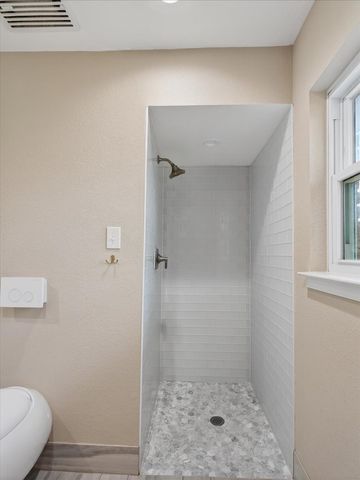 3863 Clayton Road E, Fort Worth, TX 76116