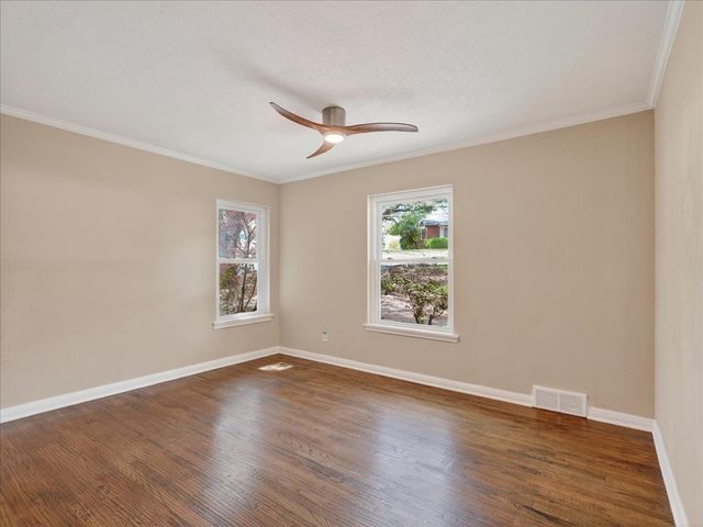 3863 Clayton Road E, Fort Worth, TX 76116