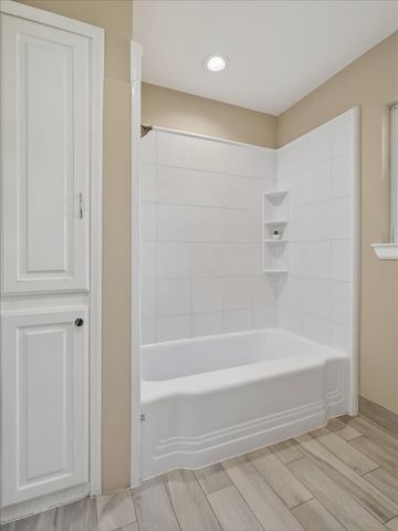 3863 Clayton Road E, Fort Worth, TX 76116