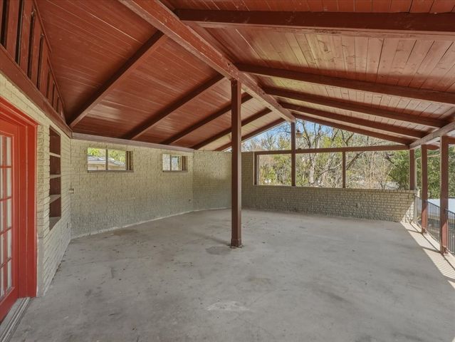 3863 Clayton Road E, Fort Worth, TX 76116