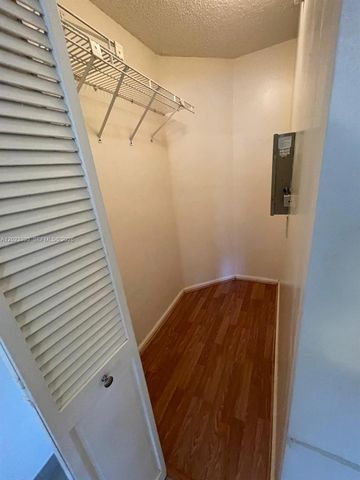 1280 S ALHAMBRA CIR 2119, Coral Gables, FL 33146