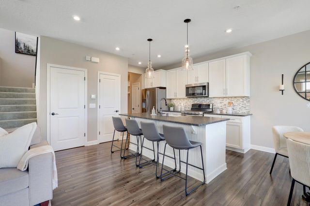 6991 Archer Court, Inver Grove Heights, MN 55077