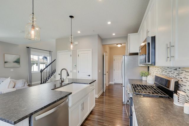 6991 Archer Court, Inver Grove Heights, MN 55077