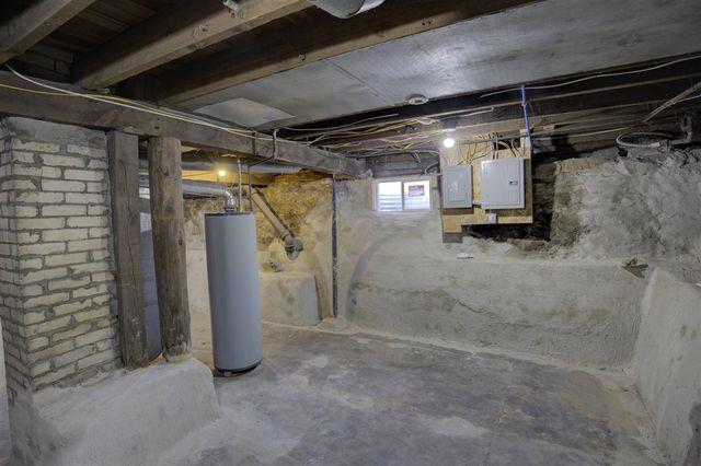 357 Cooper Street, Jackson, MI 49201