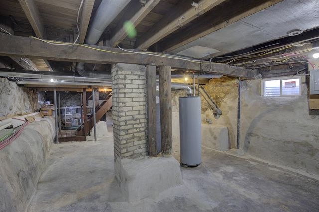 357 Cooper Street, Jackson, MI 49201