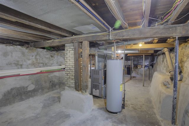 357 Cooper Street, Jackson, MI 49201