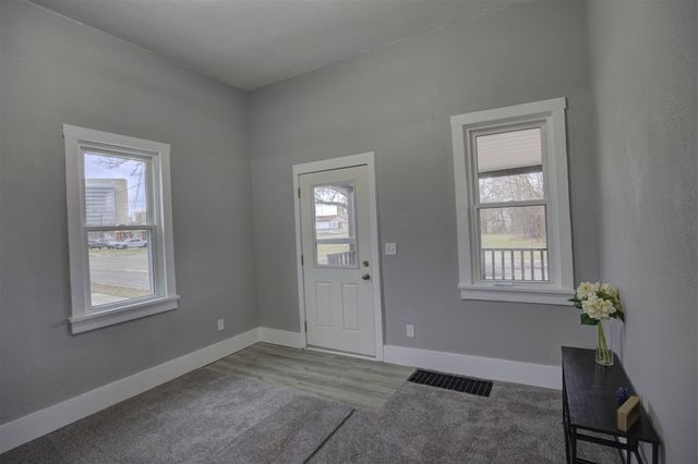 357 Cooper Street, Jackson, MI 49201