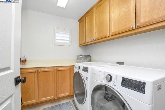 675 Merritt Ct, Discovery Bay, CA 94505